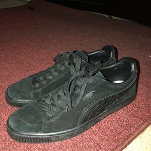 Puma Sneakers